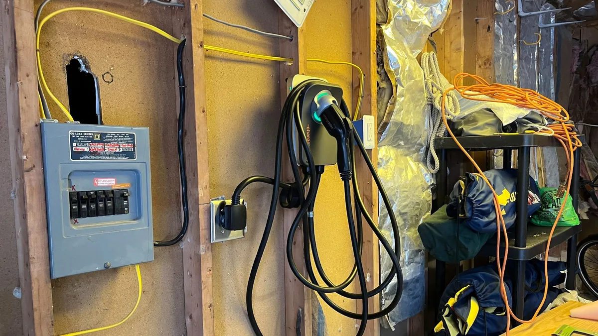Instalación de punto de recarga para vehículo eléctrico